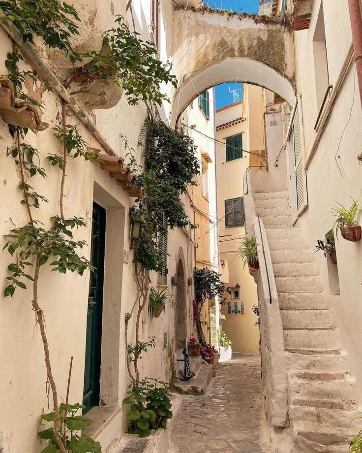 Appartamento Ganimede Centro Storico Sperlonga Esterno foto